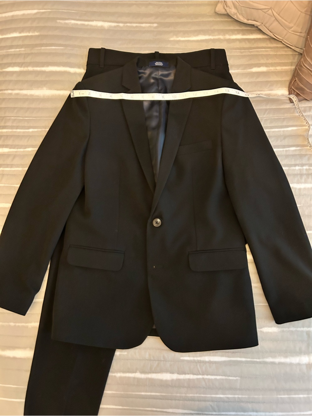 IZOD Boys Size 14 Black 2 Piece Suit Jacket Pants Worn Once